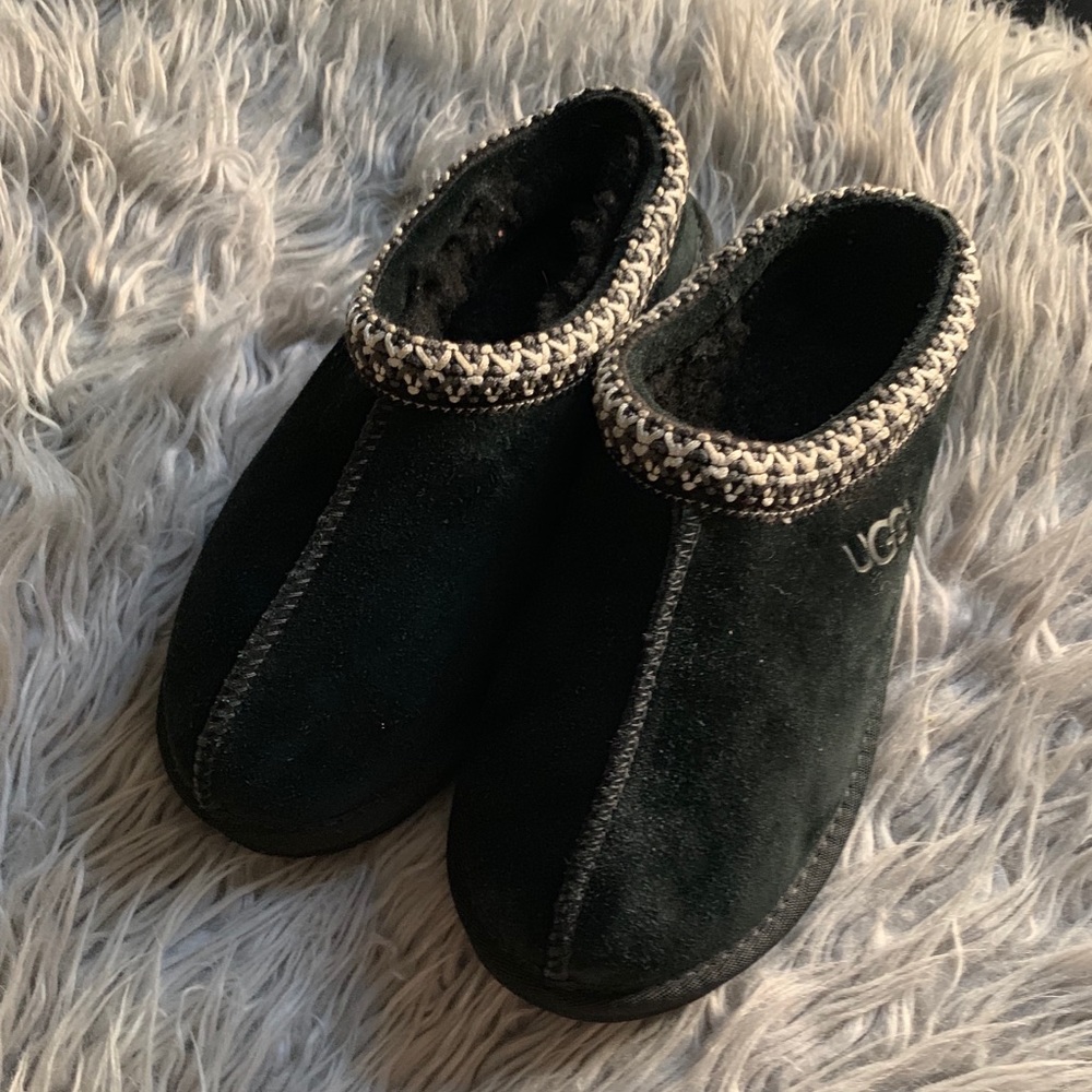 Ugg slippers